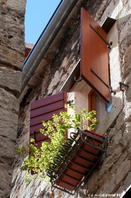 Apartments Salvezani Split Exterior foto
